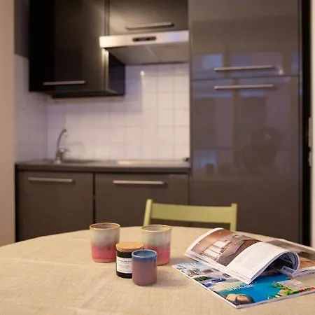 Modern Studio Apartment In Front Of Ponte Vecchio Florence Exterior photo